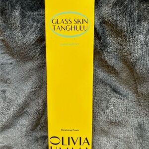 Glass Skin Tanghulu Cleansing Foam.